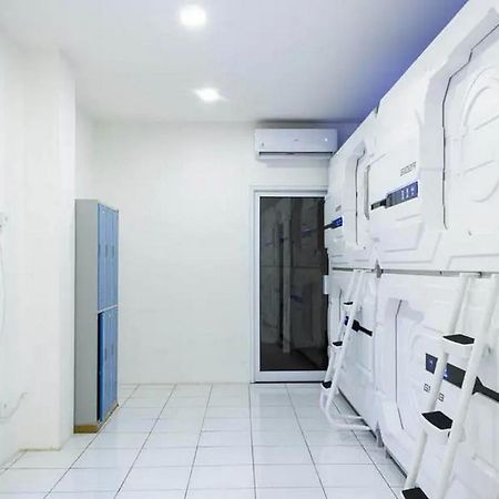 Reddoorz Hostel Near Taman Puring Jakarta Exteriér fotografie