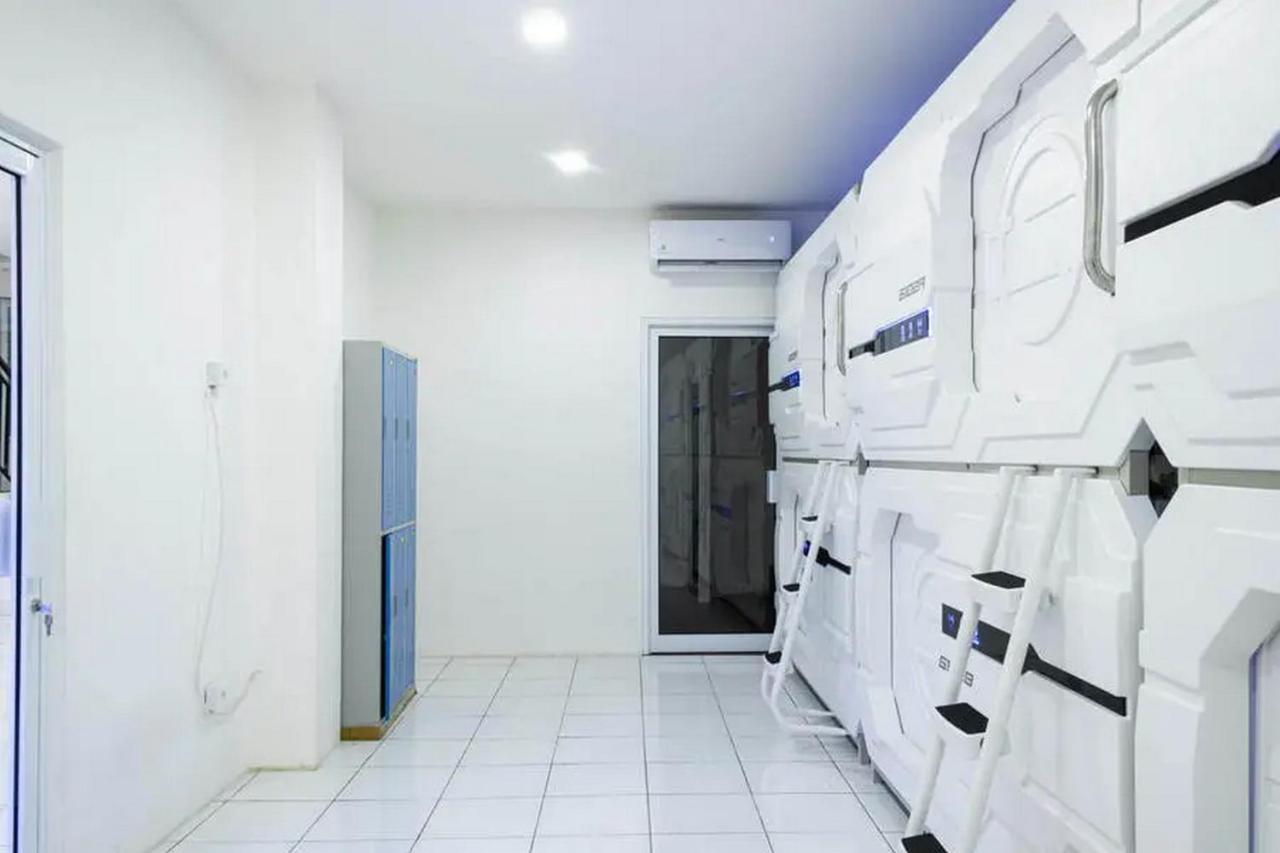 Reddoorz Hostel Near Taman Puring Jakarta Exteriér fotografie