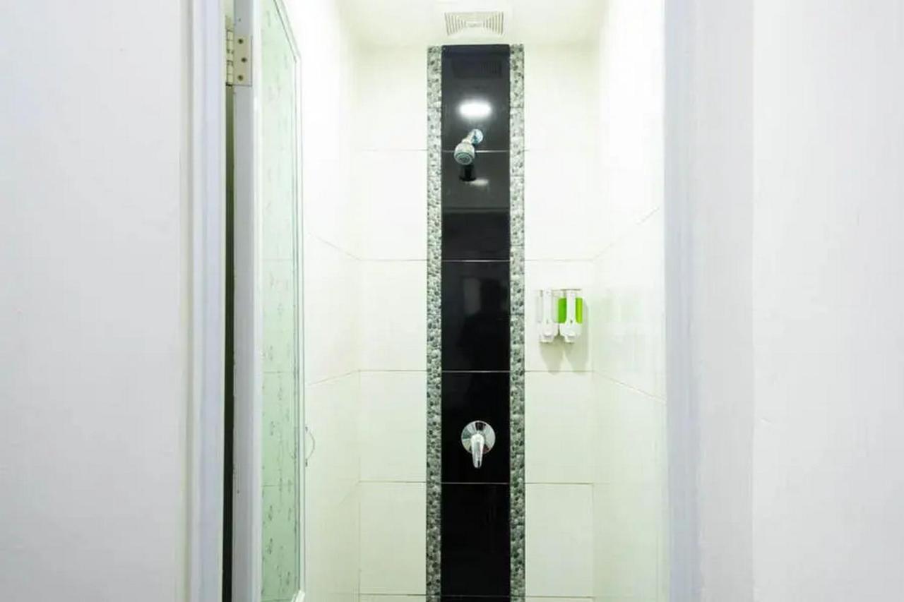 Reddoorz Hostel Near Taman Puring Jakarta Exteriér fotografie